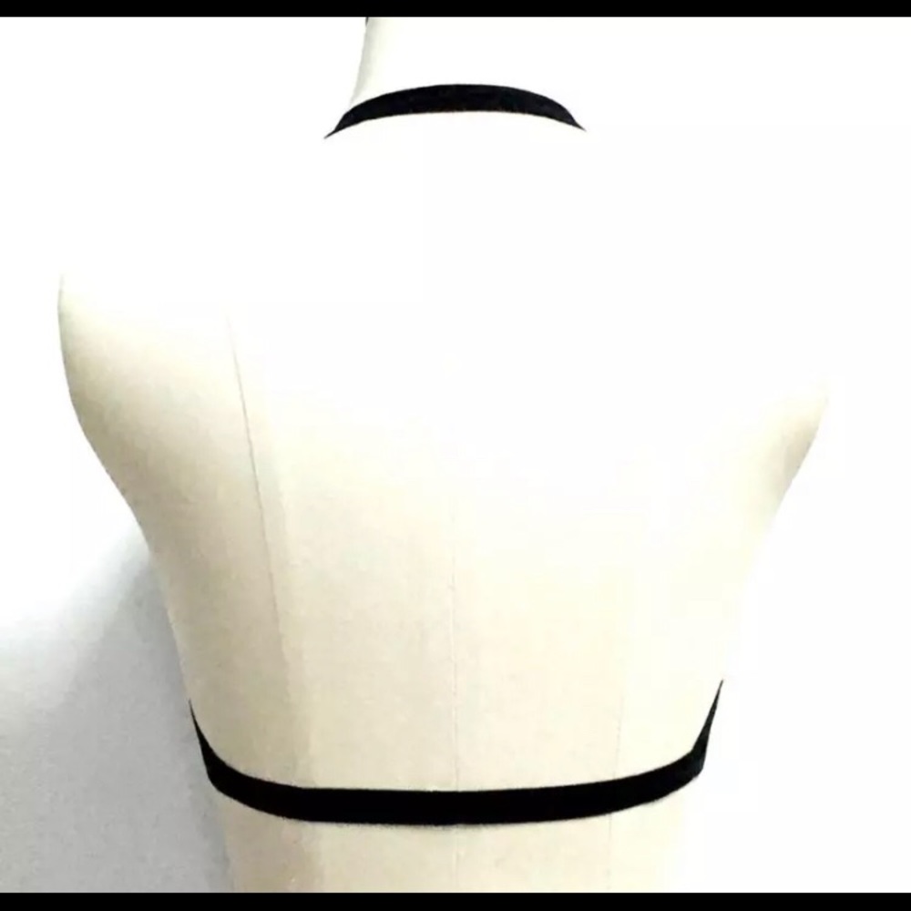 Women’s Elastic Cage Hollow Bra - Picture 3 of 4